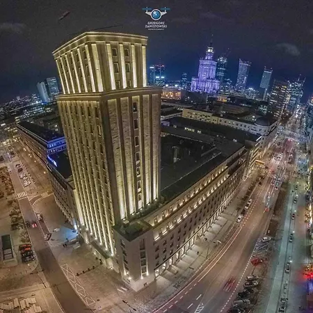 Neon 3 Silence Metro Wifi 85'tv Netflix Hbo Варшава