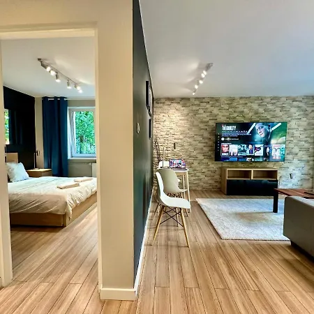 Neon 3 Silence Metro Wifi 85'tv Netflix Hbo