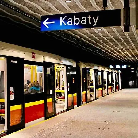 Neon 3 Silence Metro Wifi 85'tv Netflix Hbo Apartament